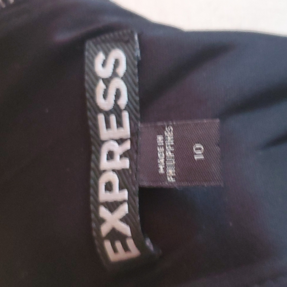 Express Knee Length Black White Zipper Dress - Picture 11 of 13
